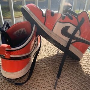 Jordan 1 Mid SE Turf Orange (TD) Size 10C